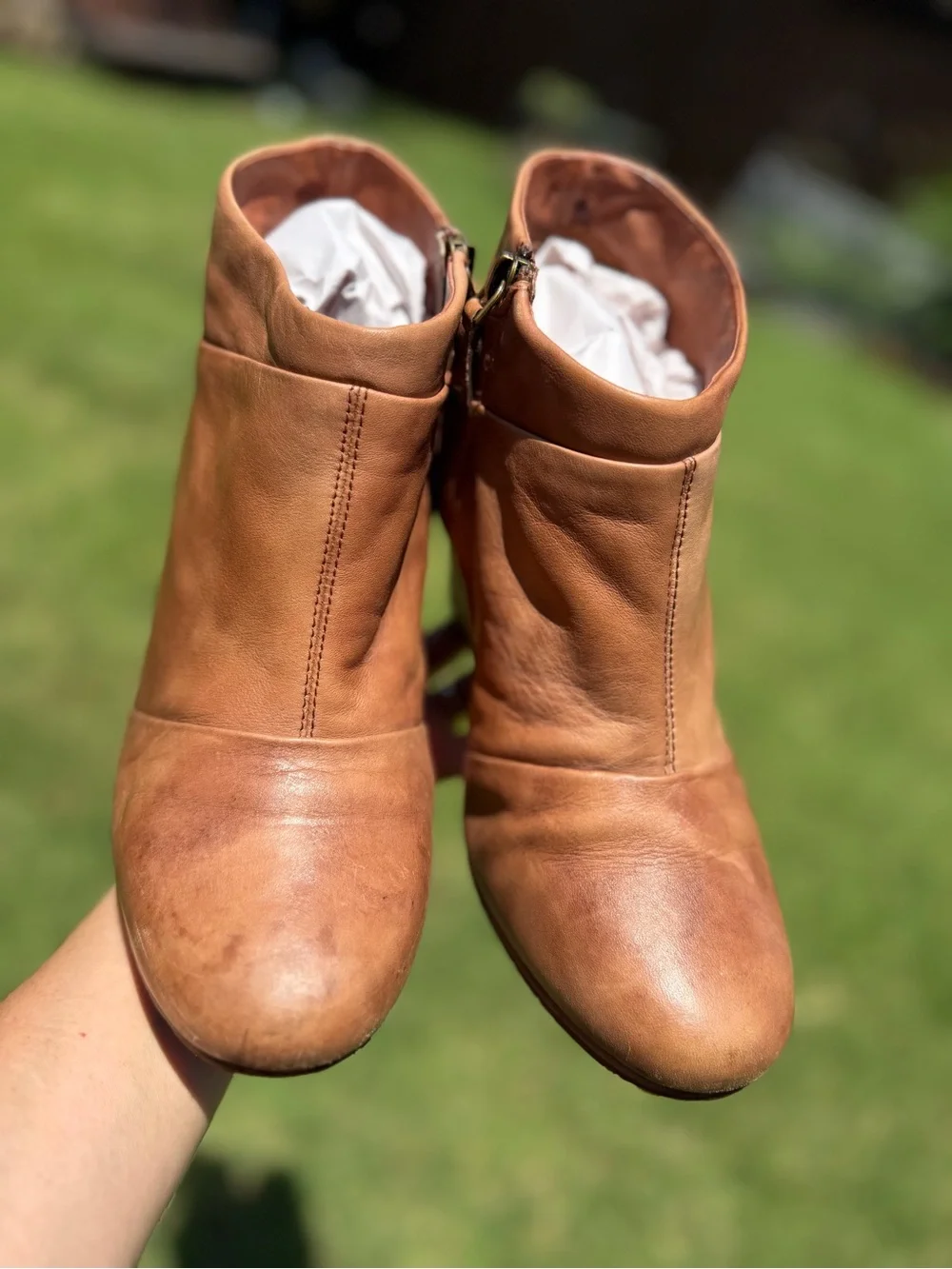 UGG Tan Leather Carmine Wedge Ankle Boots Sz-8.5. N.